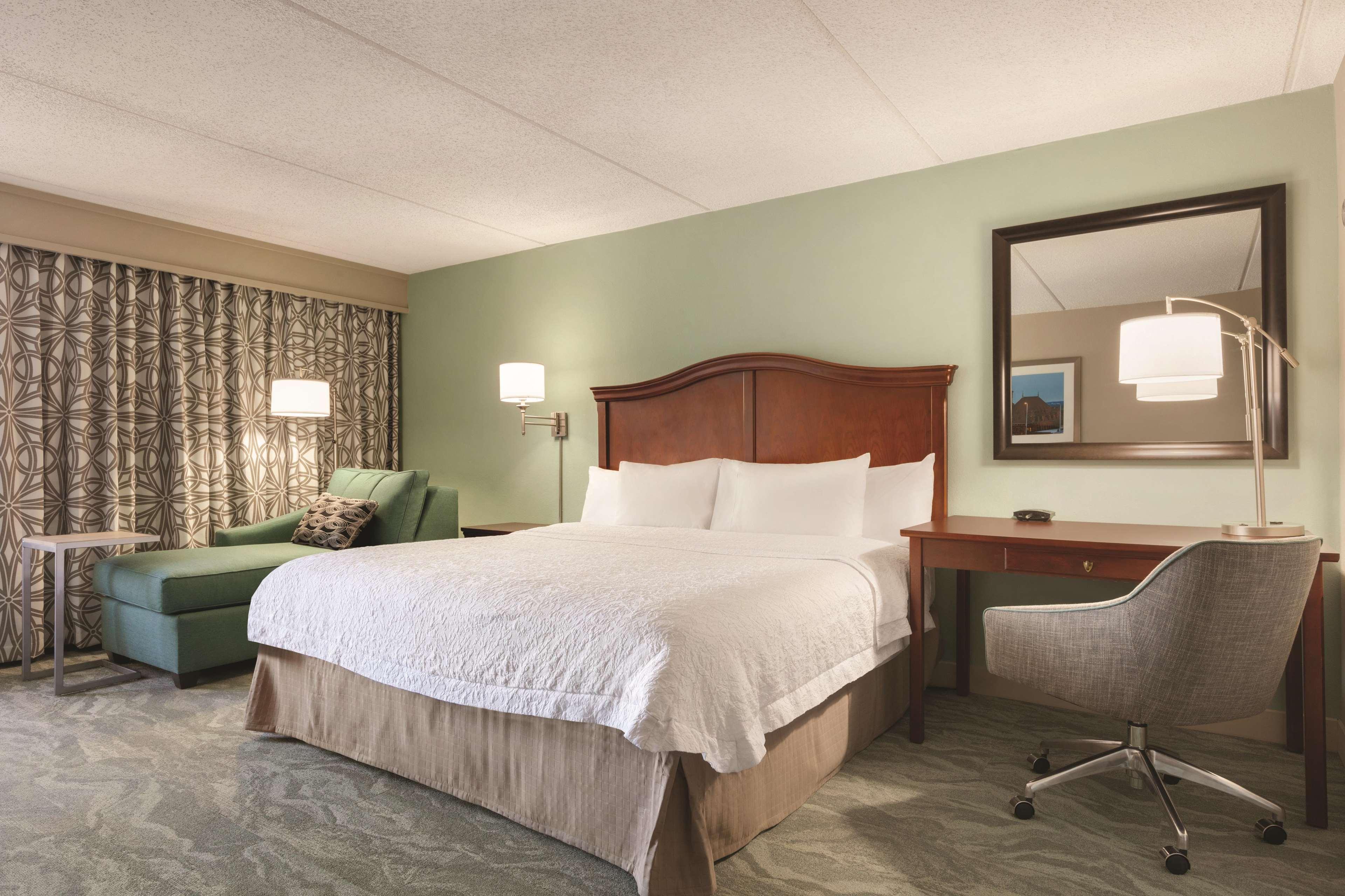 Hampton Inn Richmond/Ashland Exterior photo