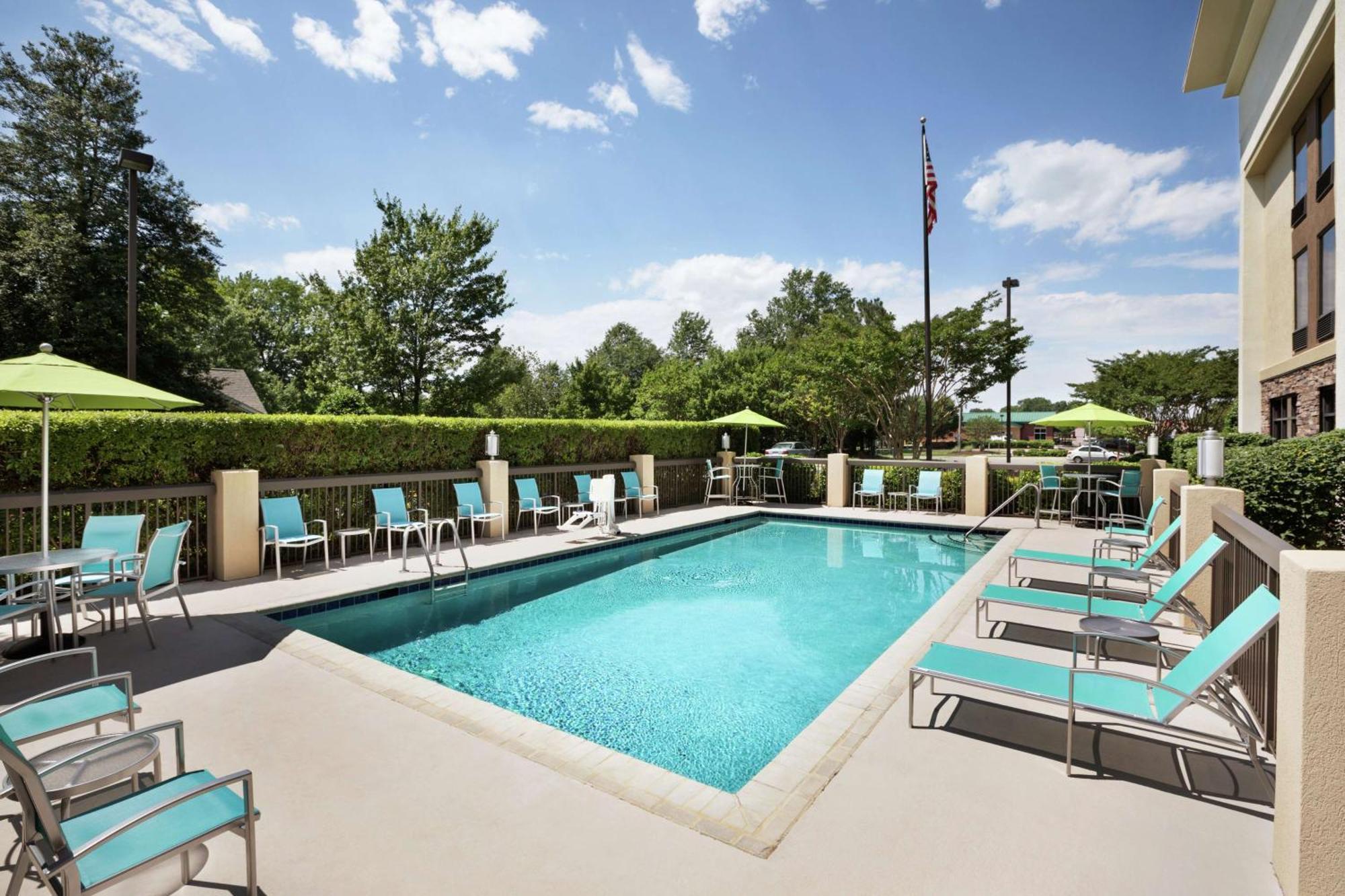 Hampton Inn Richmond/Ashland Exterior photo